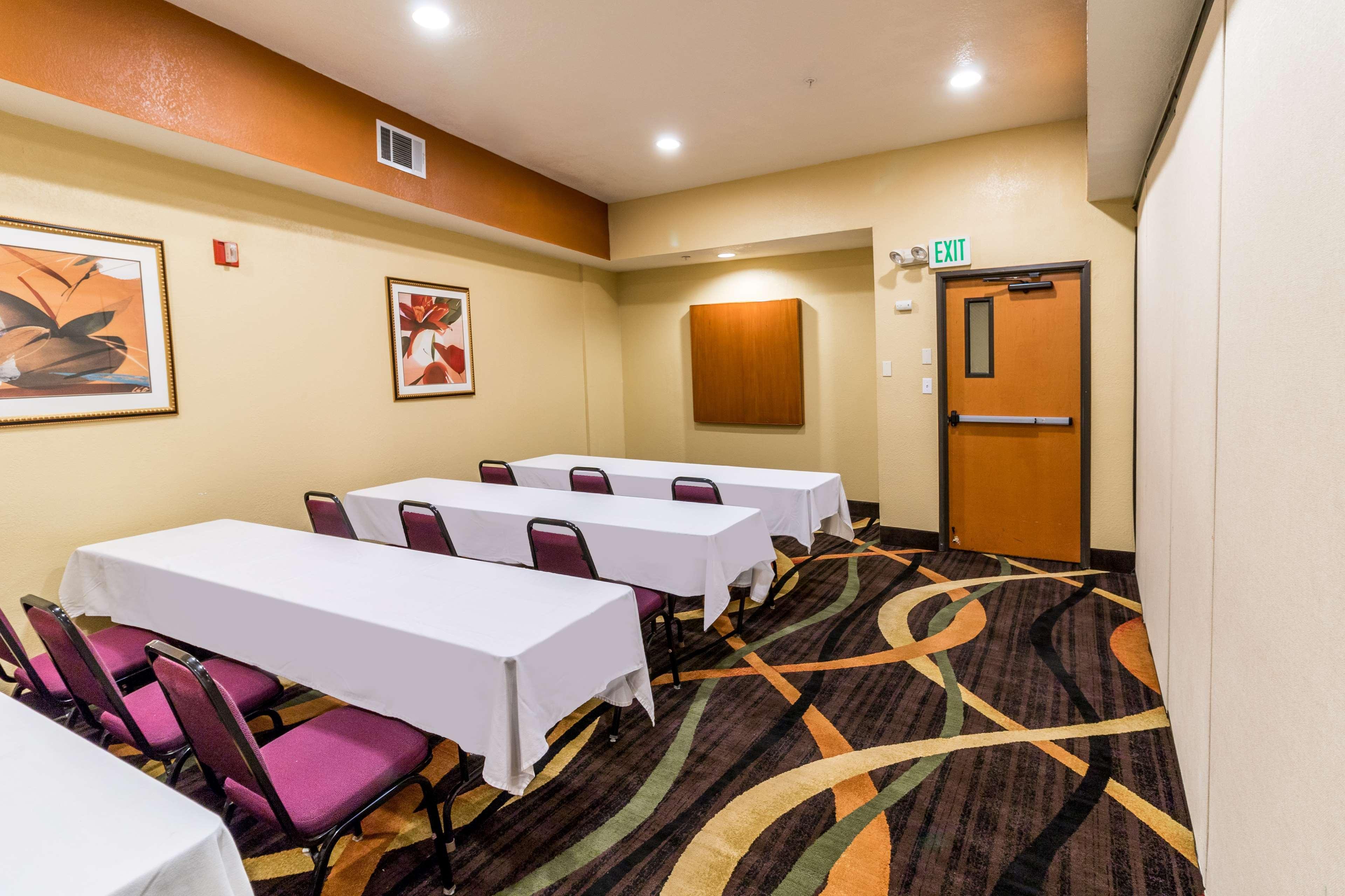 Best Western Plus Rockwall Inn & Suites Zewnętrze zdjęcie