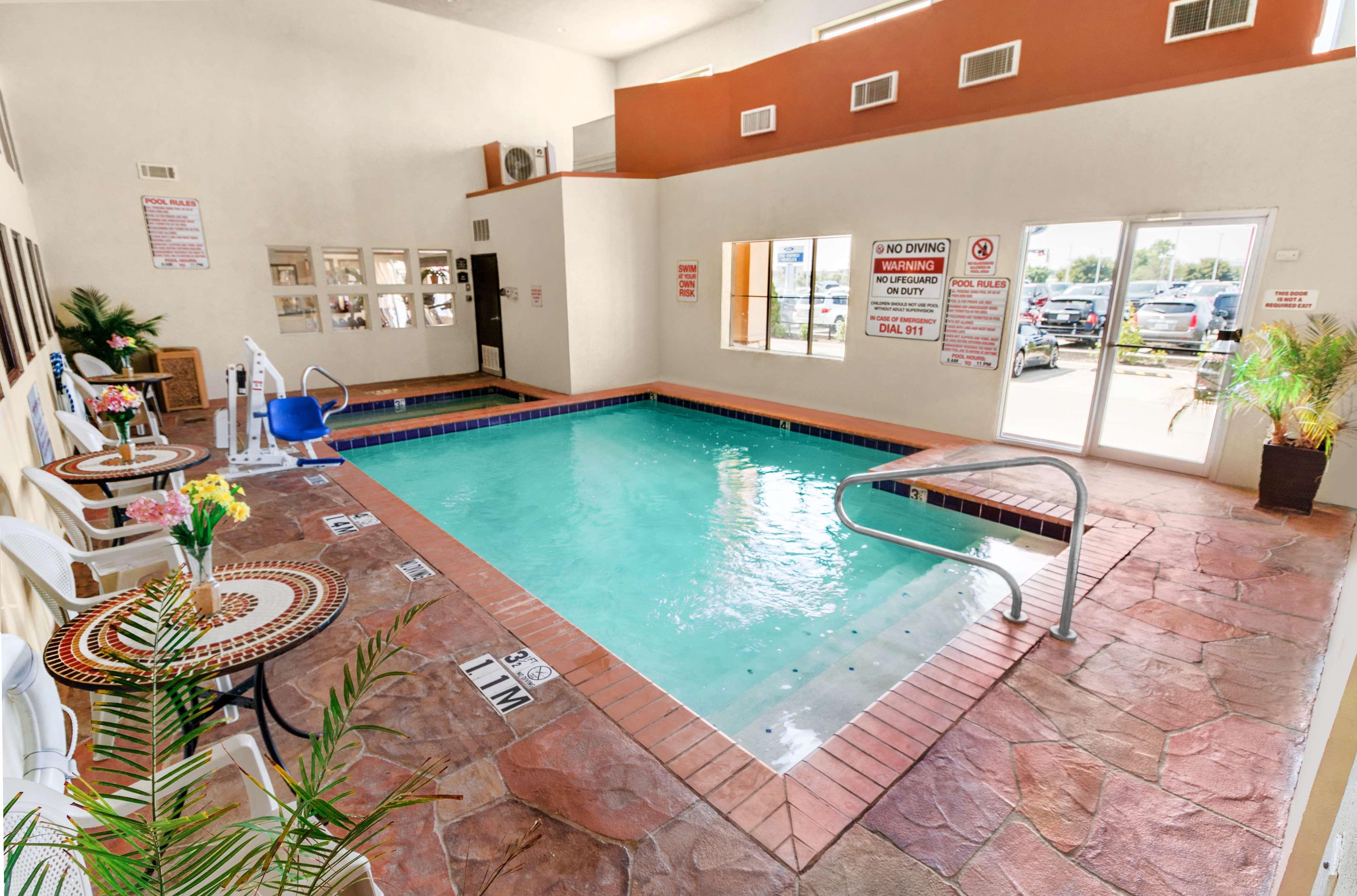 Best Western Plus Rockwall Inn & Suites Zewnętrze zdjęcie